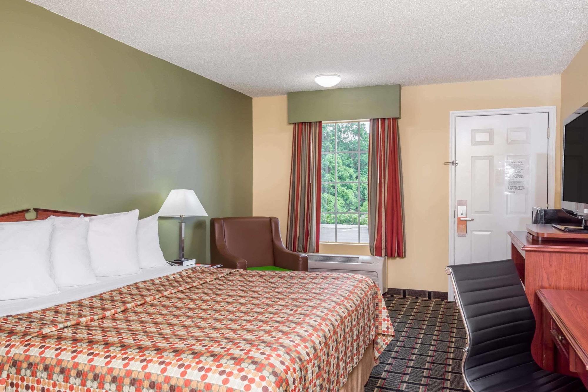 Howard Johnson By Wyndham 2*
